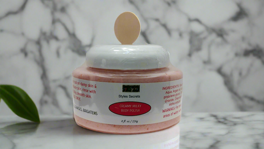 CREAMY MILKY BRIGHTENING BODY POLISH